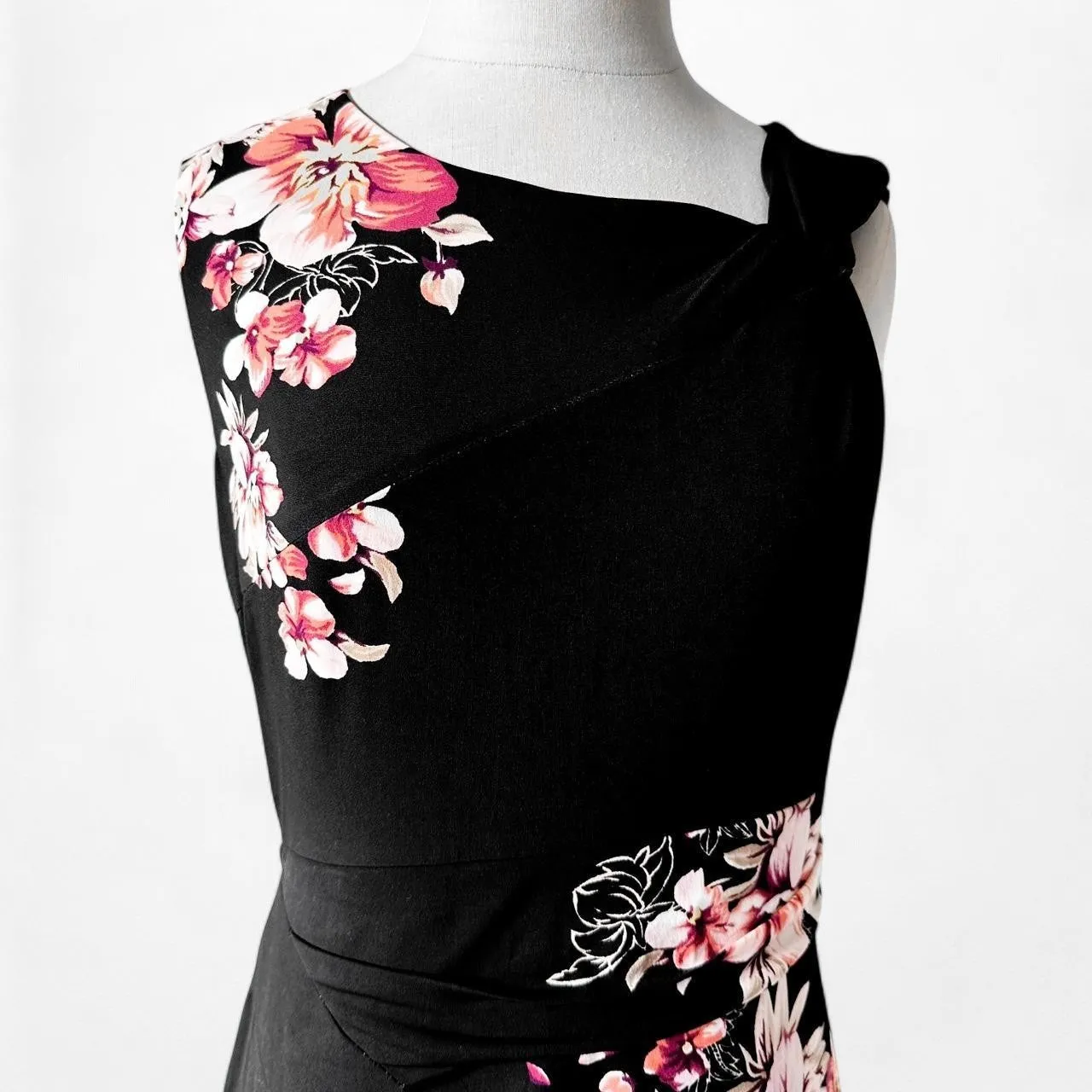 White House Black Market Black Knit Floral Print Knee Length Bodycon Dress M